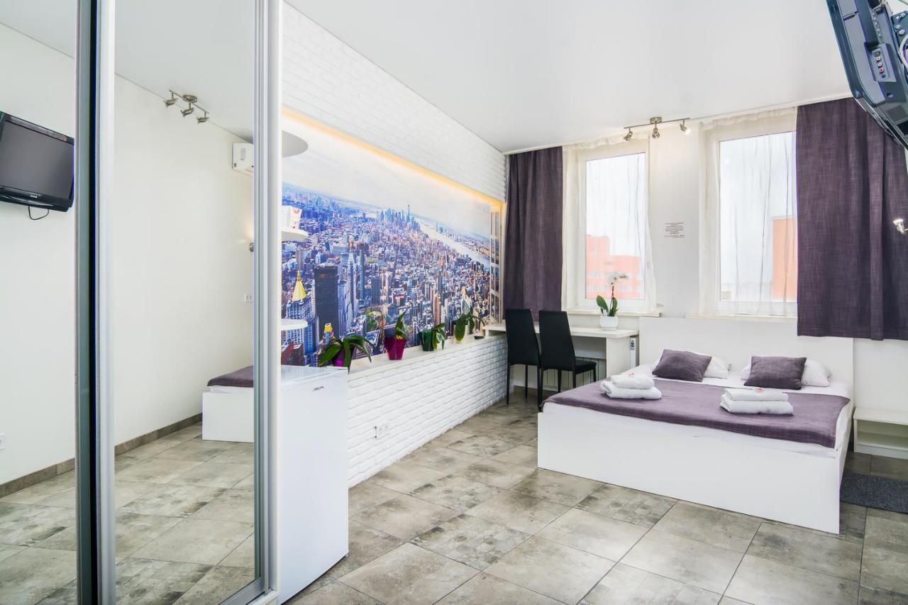 Skyhome Mini-Hotel Kijów Zewnętrze zdjęcie